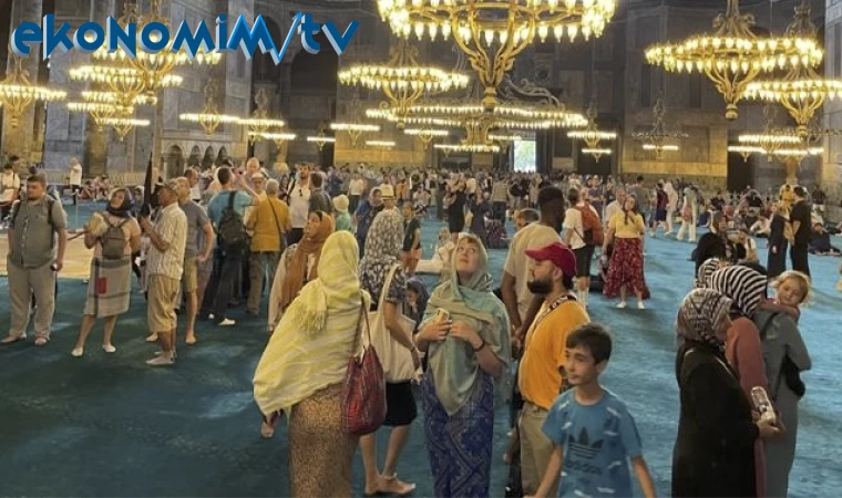 Ayasofya Camii'ne girişler ücretli olacak