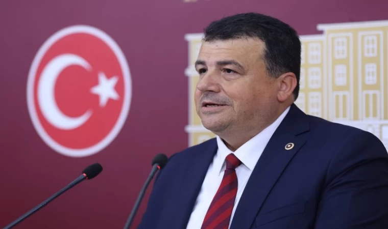 Öztürk’ten ’kontrolsüz göç’ eleştirisi