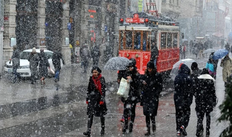 AKOM uyardı: Hafta sonu sıcaklık düşecek, kar yağabilir