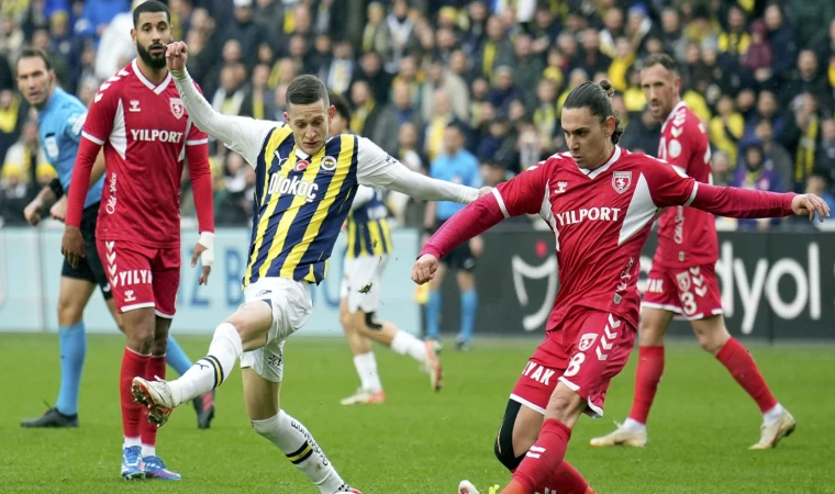 Fenerbahçe evinde 2 puan bıraktı