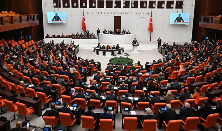 "Teröre karşı bildiri" tezkeresi kabul edildi