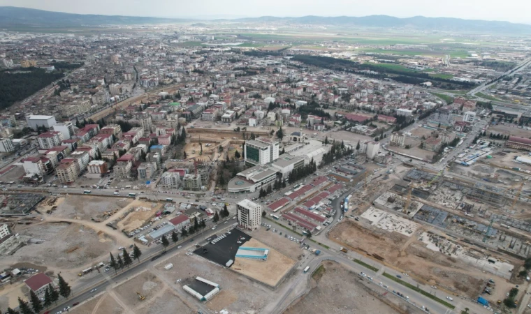 Depremin üzerinden 13 ay geçti, Kahramanmaraş havadan görüntülendi