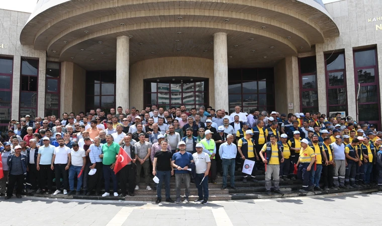 Belediye Başkanı, İşçiye Sözünü Yerine Getirdi