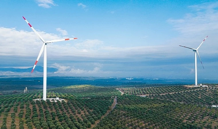 Yenilenebilir enerjinin geleceğimizdeki önemine dikkat çekiyor