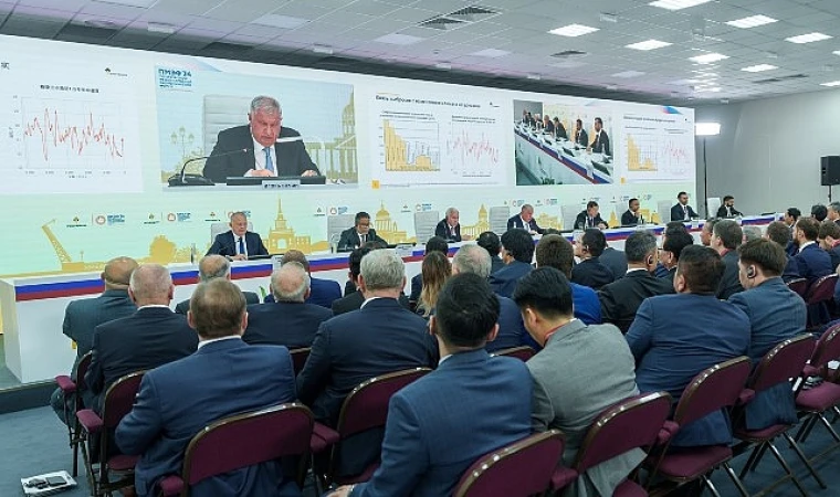 Rosneft CEO’su enerji geçişini destekliyor