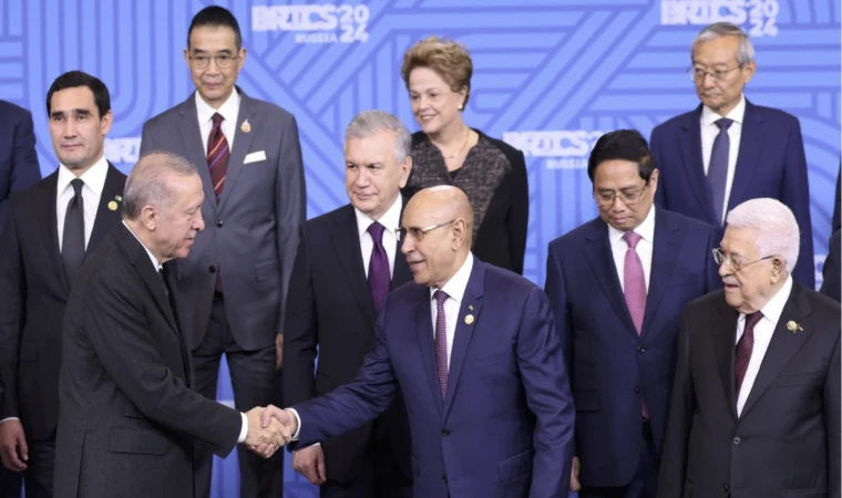 Cumhurbaşkanı Erdoğan, BRICS Liderler Zirvesi’nde aile fotoğrafı çekimine katıldı