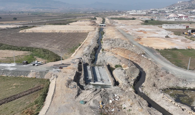 Güney Bağlantı Yolu’nun Yeni Güzergâhında Sanat Yapılarının İnşası Sürüyor