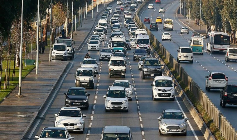 2024 yılında 2 milyon taşıtın trafiğe kaydı yapıldı