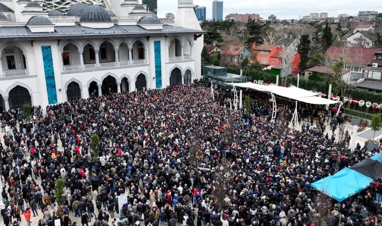 Ferdi Tayfur’u son yolculuğuna böyle uğurladı