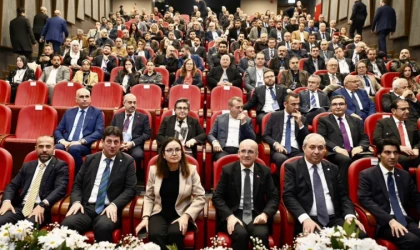 Bakan Şimşek, Yalova’da "İş Dünyası Buluşması"na katıldı